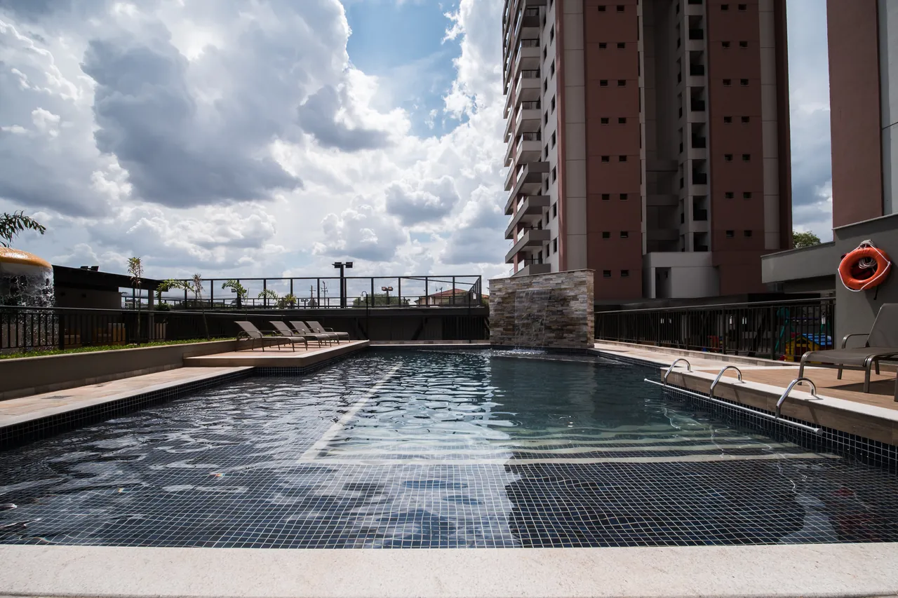 Piscina adulta do Grand Parc em Dourados